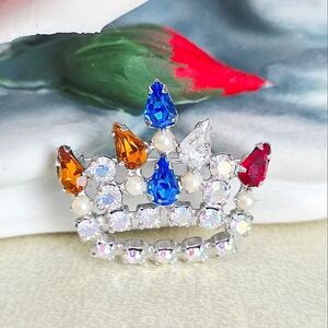 VINTAGE B.David Colorful Rhinestone Crown Brooch